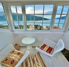 4 bedroom villa with pool and sea views, Kumbor, sleeps 8-10